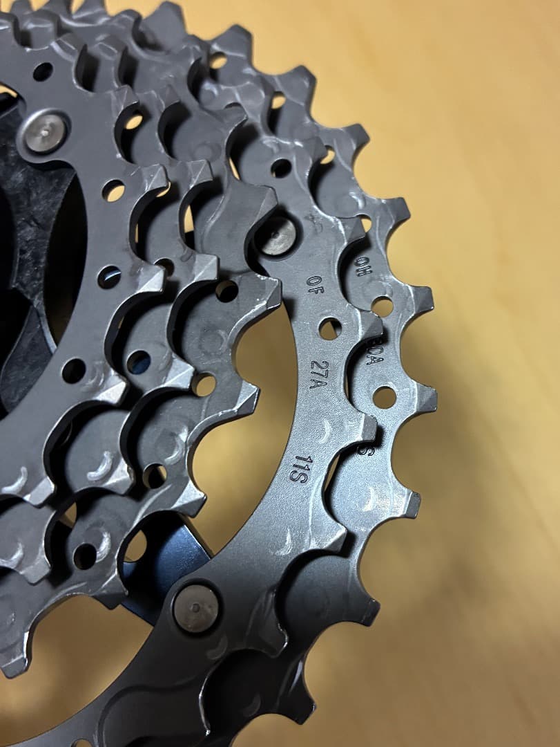 シマノ DURA-ACE CS-R9100 11-30T中古美品！