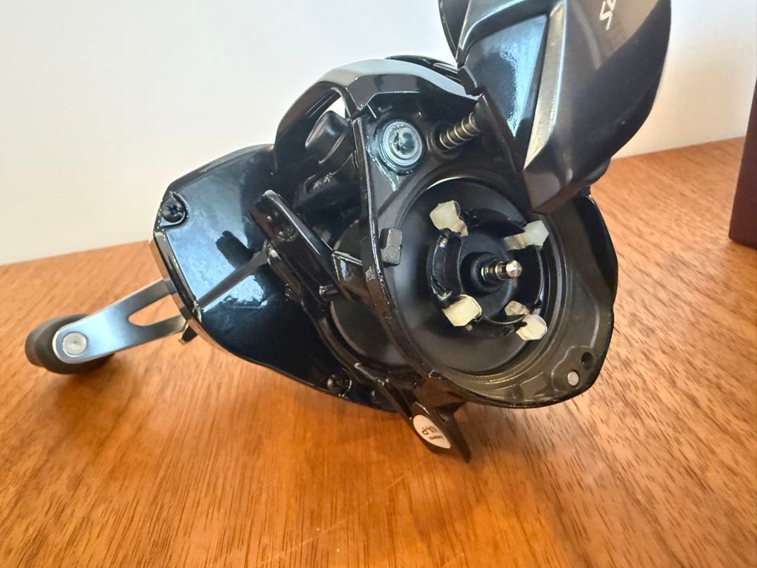【新品未使用】SHIMANO Scorpion MD 200XG 右巻き シマノ