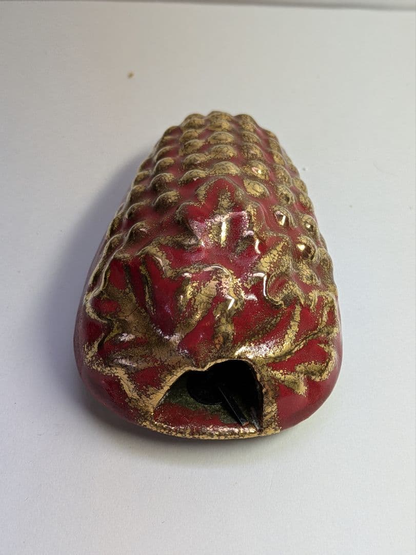 【真　作】上野焼、高鶴元作、『金彩葡萄型掛花入』、銘「元・GK」有、共布、共箱、