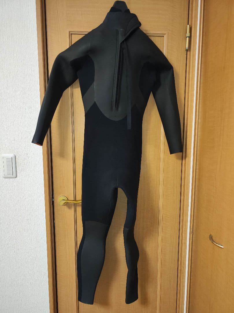 美品セミドライスーツ既製Mサイズ5/3mm丈夫なバックジップ