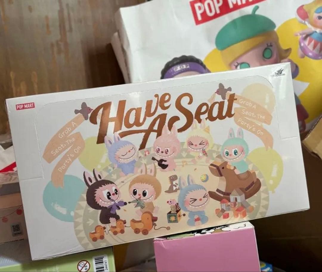 【即日発送】Labubu ラブブ Have a seat 未開封
