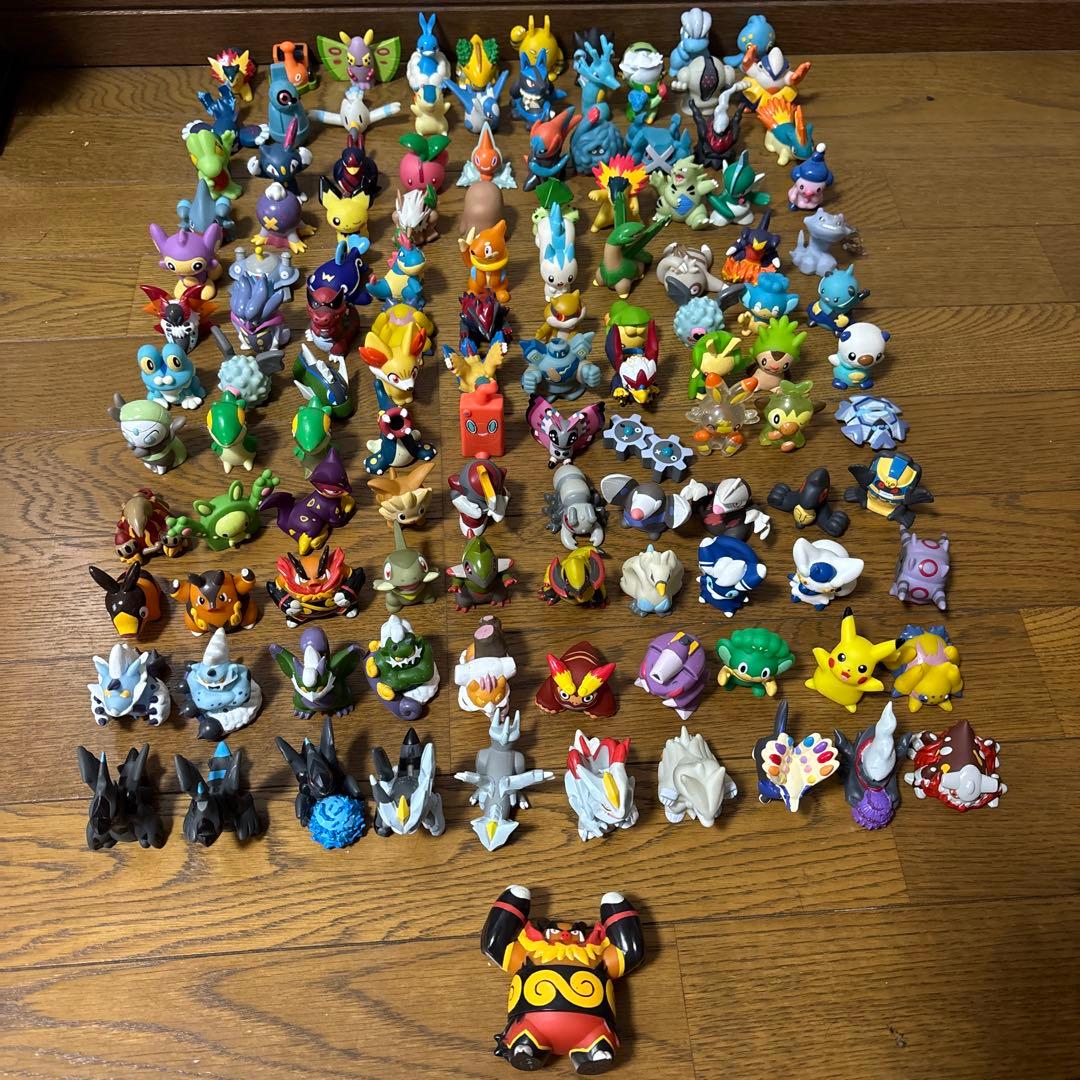 ポケモンキッズ　指人形　ポケモン　フィギュア　約120匹