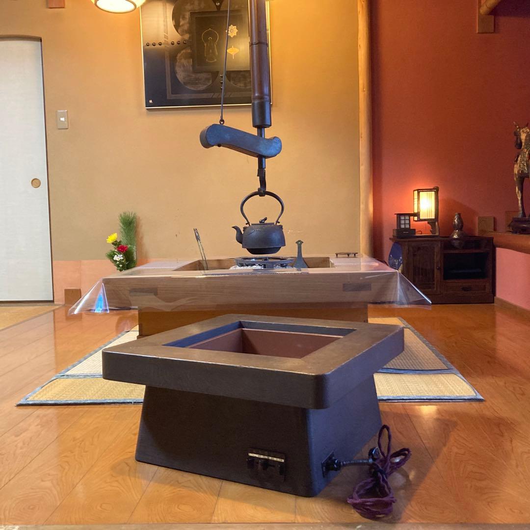 日立 電気火鉢 コンロ ストーブ 座卓 木製 関西 縁付き 昭和レトロ 難有り