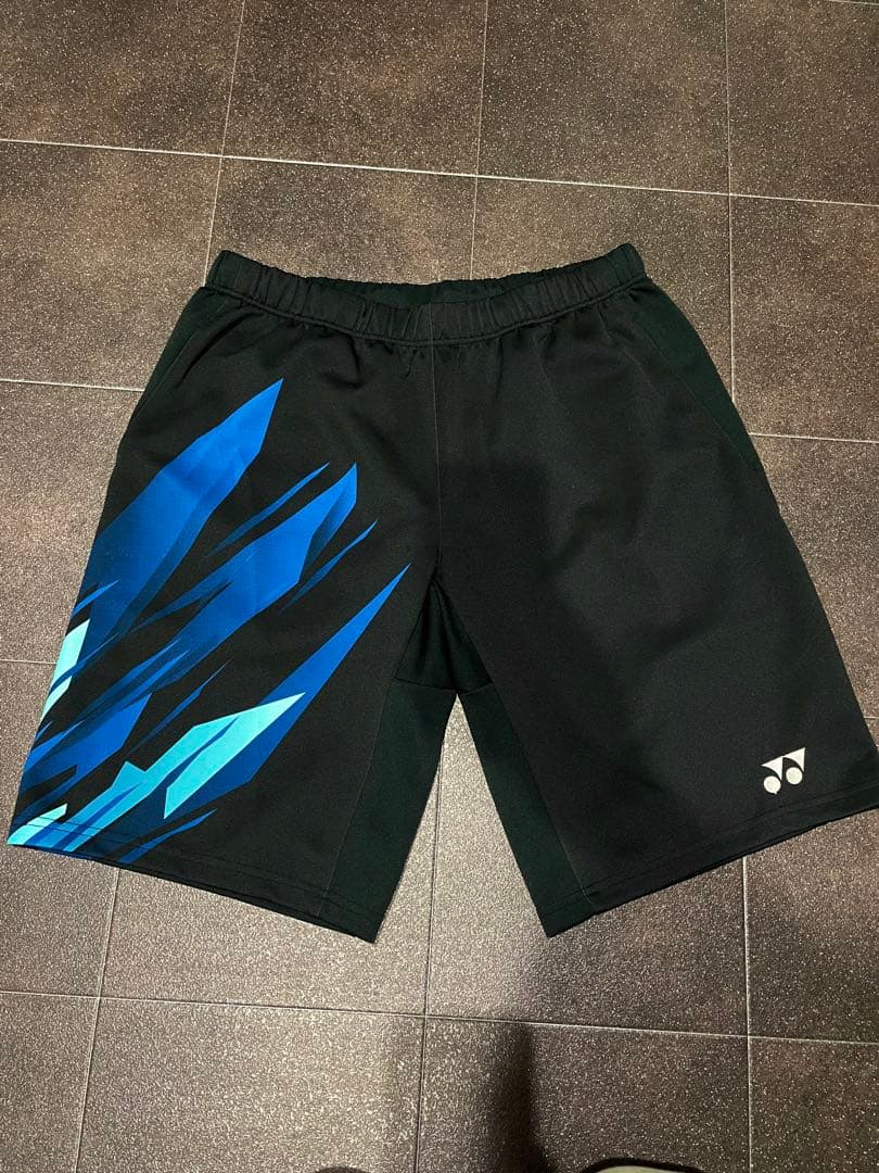 今年限り値引き✨YONEXニットハーフパンツおまけ付き