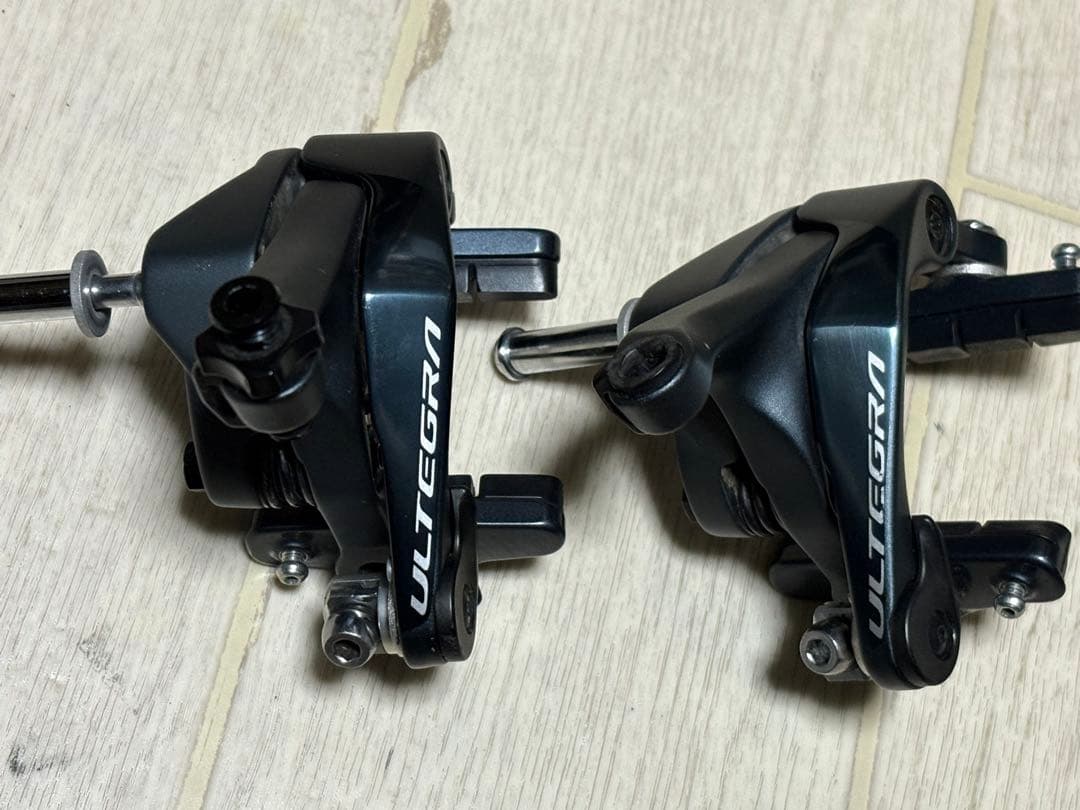 Shimano BR-R8000キャリパーブレーキ前後セット