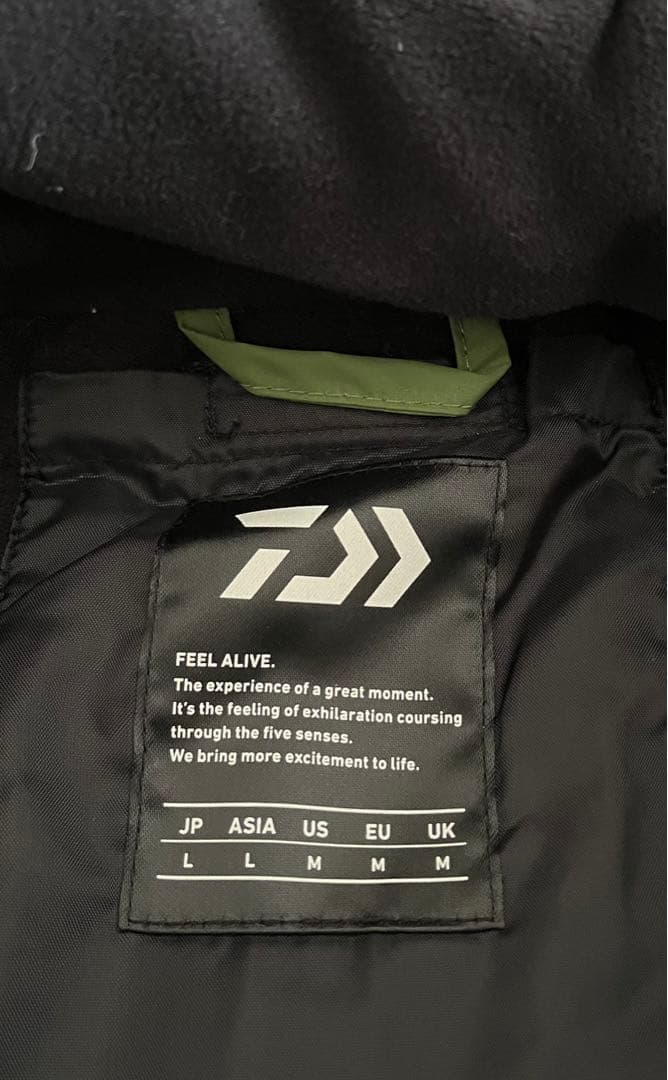 ダイワ　ショートウィンタージャケット　DW-37009J L
