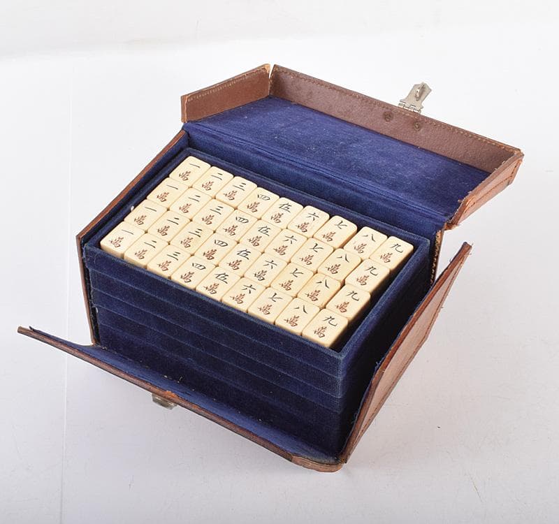 中国　竹嵌　骨牌　背竹牌　麻雀牌　皮ケース付　M　8694