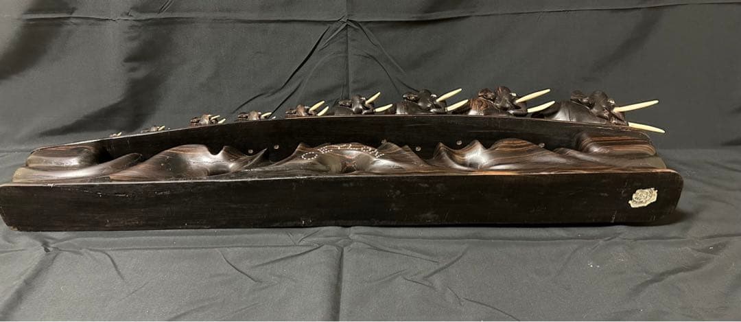 手彫りの象の彫刻 - 高品質エボニー製アート作品（スリランカ製）