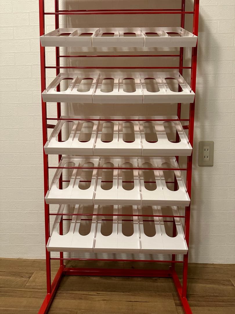 トミカ　陳列棚