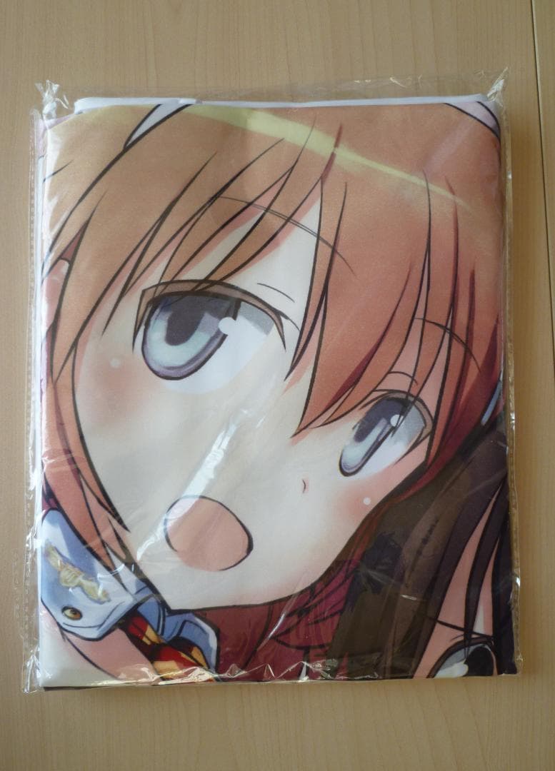 【未開封】ストライクウィッチーズ シャーリー＆バルクホルン シ－ツ