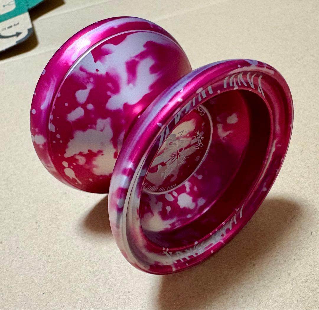 C3ヨーヨーデザイン クラウン7075 ピンク・シルバー