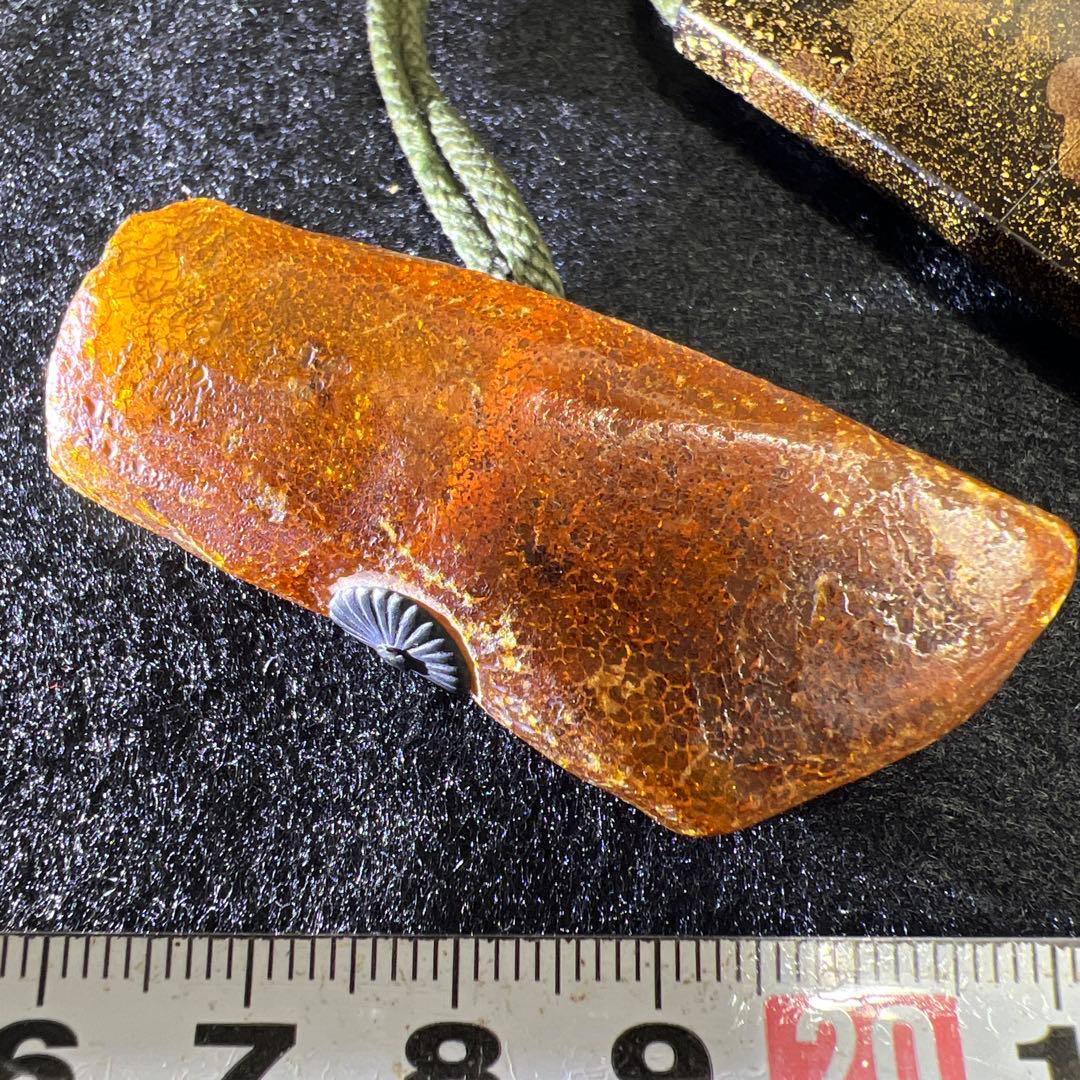 江戸時代　極上龍図研出蒔絵　四段印籠　本琥珀根付　トサヒ　東里8-0105☆2F