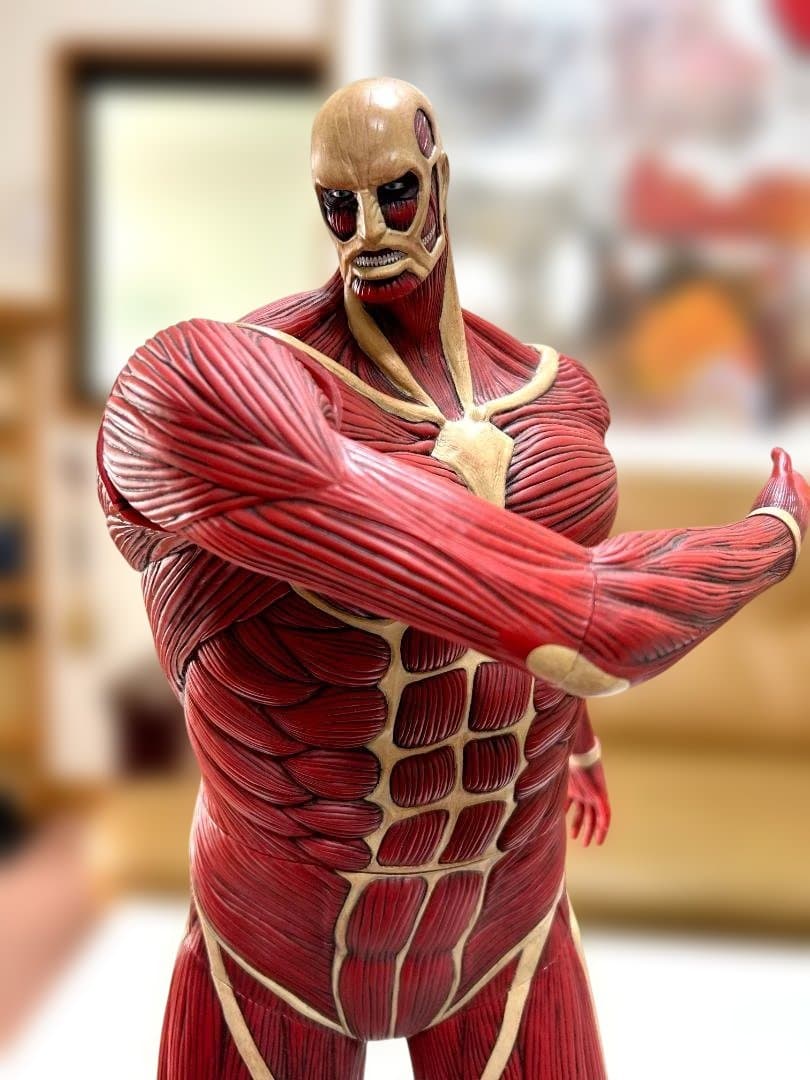 進撃の貯金　超大型貯金箱　激レア