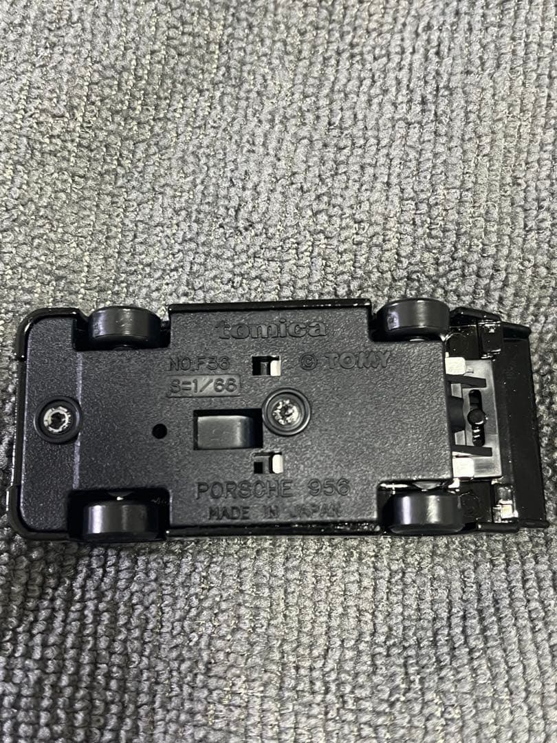 トミカ　Alpha Porsche 962C 1990 ガリバー特注　日本製