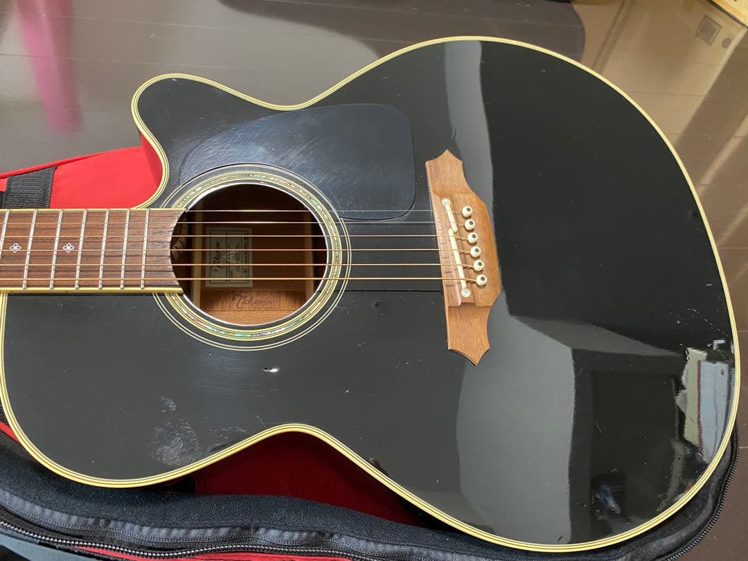 アコースティックギター　takamine