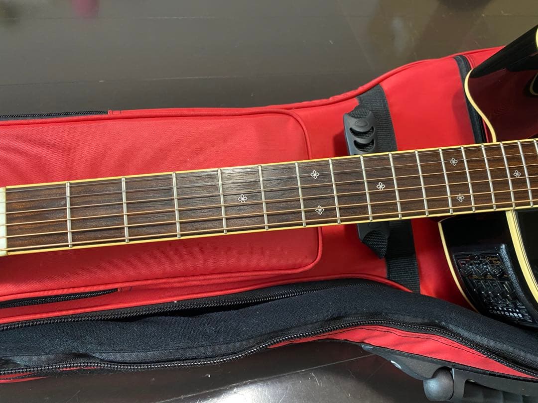 アコースティックギター　takamine