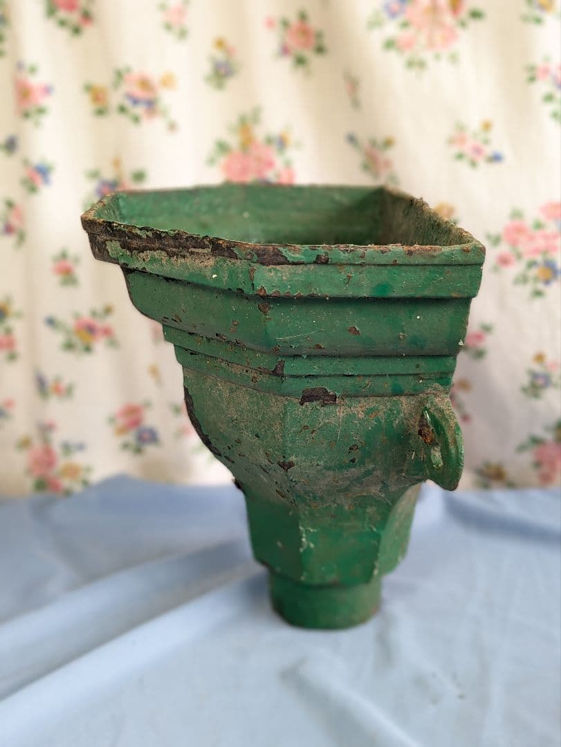 イギリス アンティーク 鉄製 壁掛けプランター 植木鉢 グリーン 525