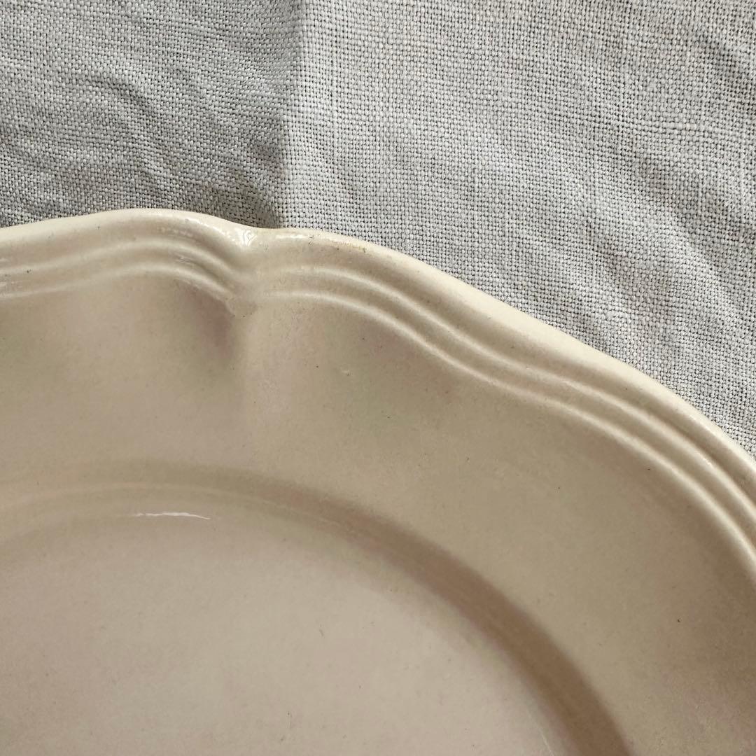 フランスアンティーク サルグミンヌ 花リム 平皿プレート