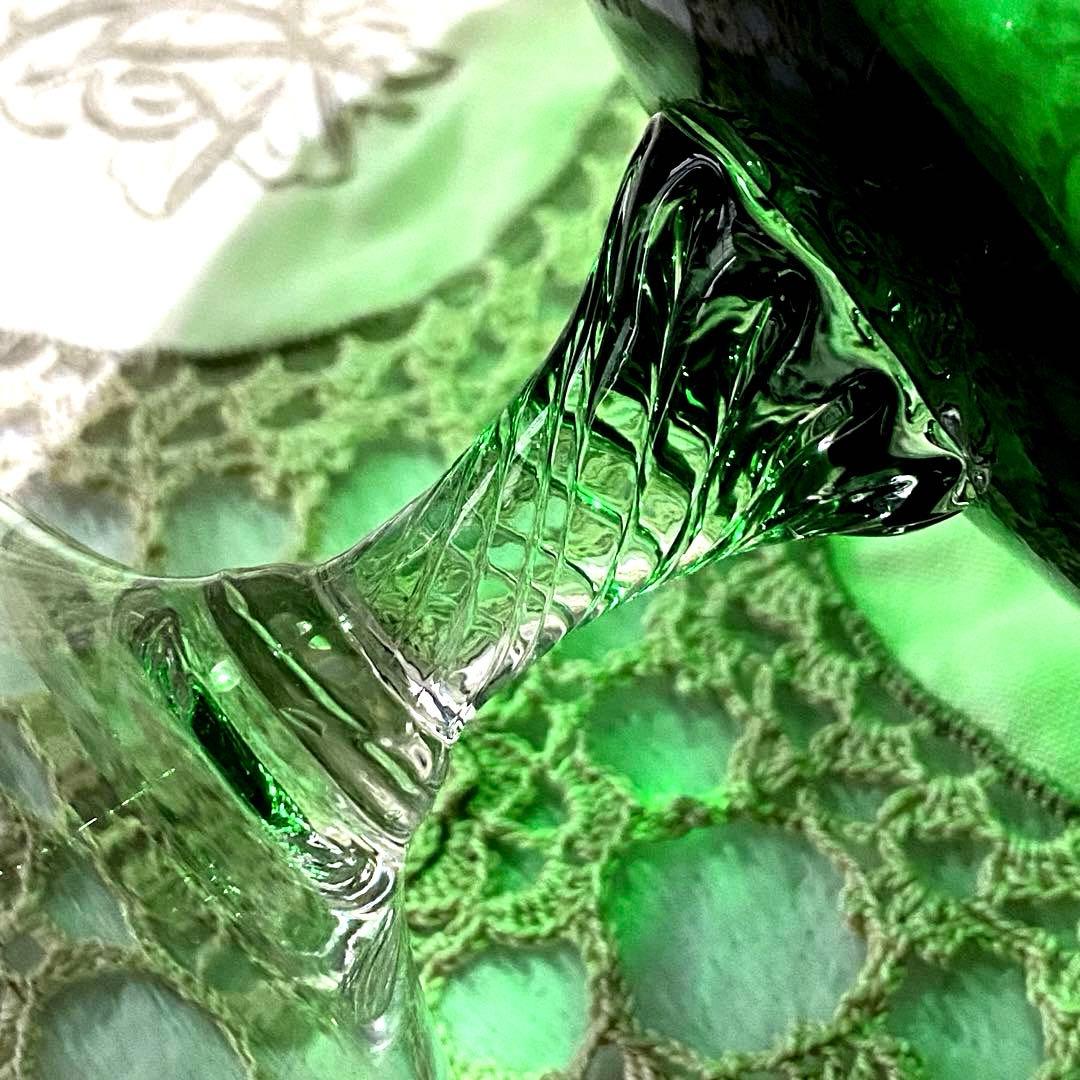 魔女の薬瓶　ヴィンテージ・エンポリベルデガラス　ボンボニエール・キャンディポット