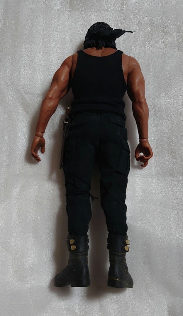 スリーゼロ ランボー3 1/6 フィギュア ホットトイズ系