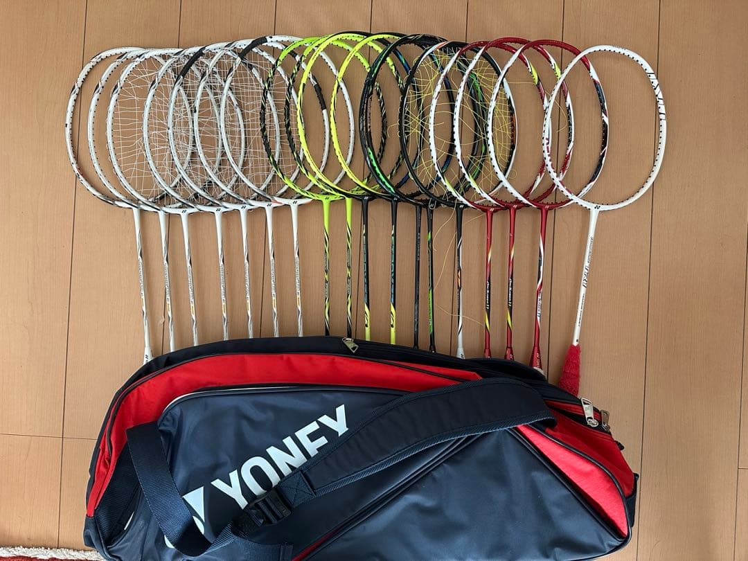 【ジャンク】バドミントンラケット18本＋新品ラケットバック