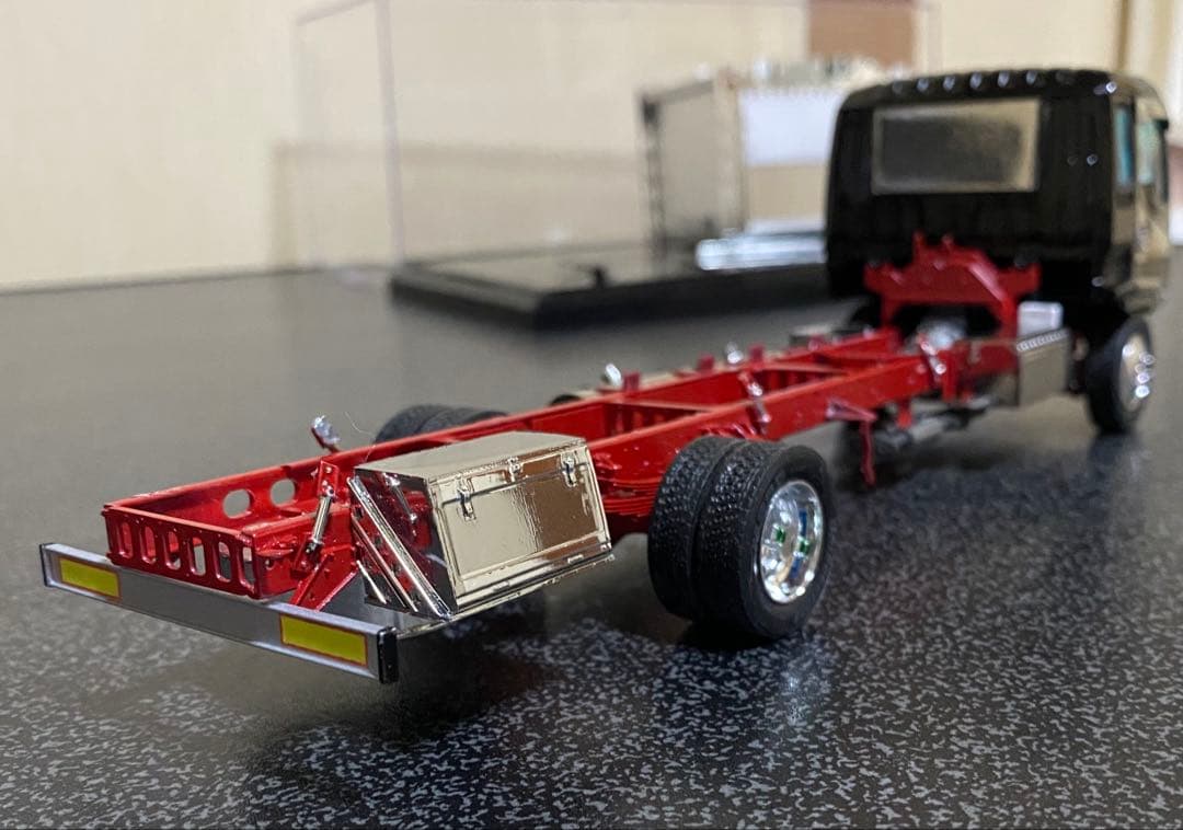 デコトラプラモデル　フォワード輸出ドア使用