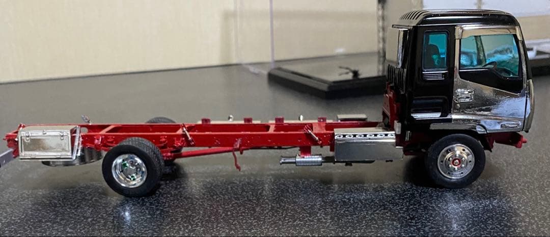 デコトラプラモデル　フォワード輸出ドア使用