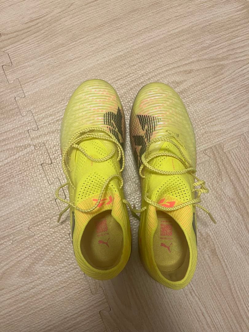 Puma イエロースパイク フューチャーアルティメット　AG人工芝