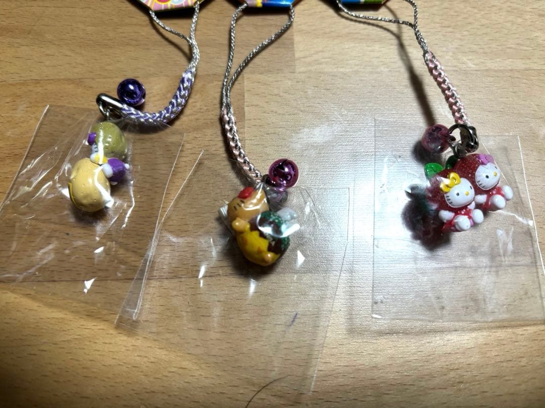 【激レア】ご当地キティ 根付 ストラップ 3点セット 北海道 大阪 難波 伊豆