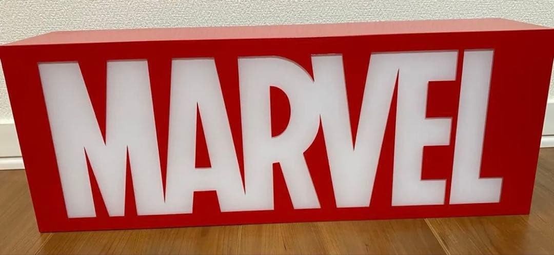 MARVEL 10周年 ホットトイズ・ライトボックスマーベルロゴライトボックス