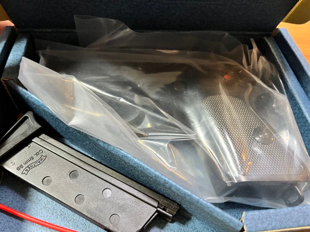 マルゼンワルサーppkブラックモデル　ガスブローバック