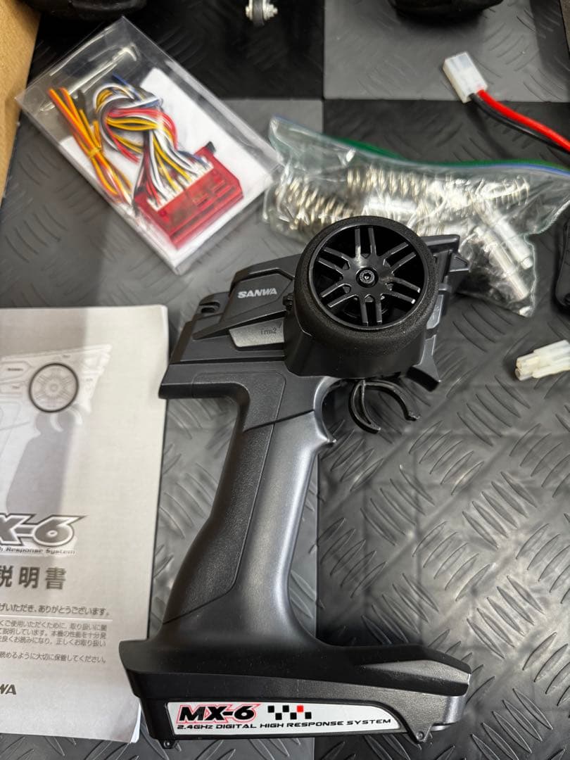 タミヤ TT-02D GT-R ランチボックス