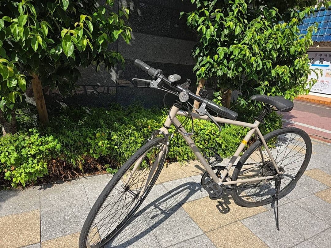 ウォームグレー クロスバイク 700C