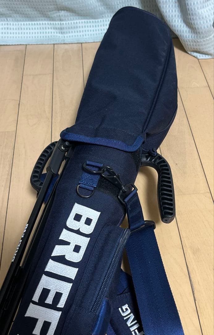 BRIEFING セルフスタンドキャリー