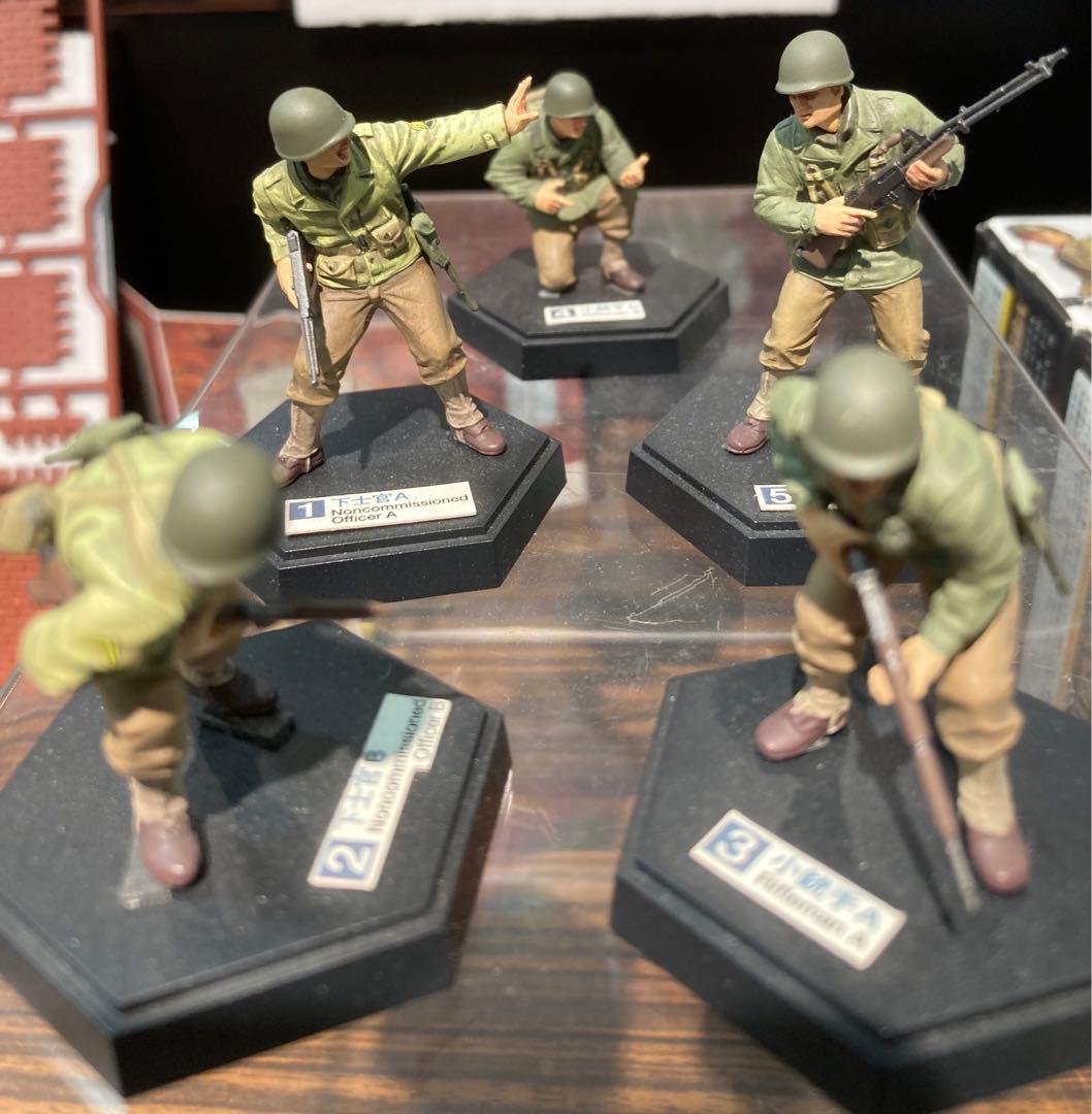タミヤ1/35アメリカ歩兵攻撃チーム塗装済完成品フィギュアセット