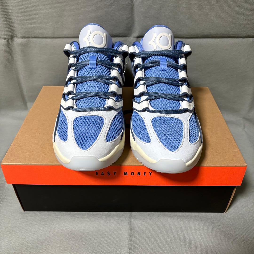 ナイキ　KD18 ホワイト　ブルー　白　ケビンデュラント　バッシュ