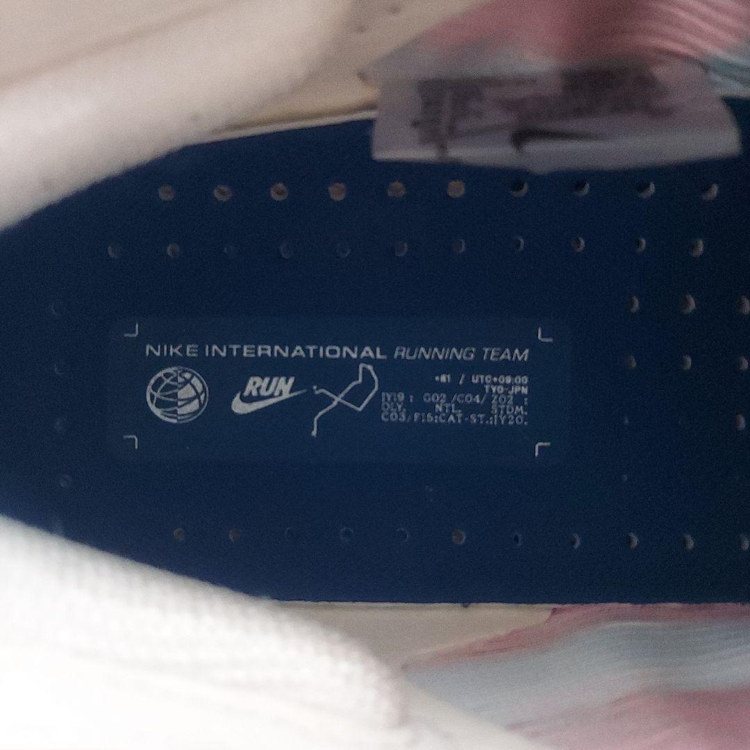 【美品】 ヴェイパーフライ4 プレミアム 27cm