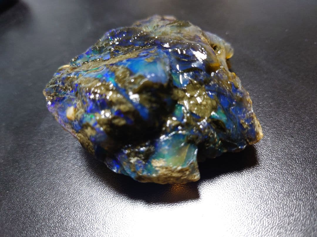 特大 【800CT】 エチオピア カーボン　オパール 原石 青　鉱物標本