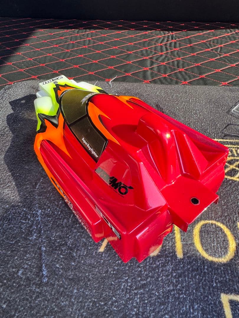 ヨコモ　スーパードックファイター　ボディ