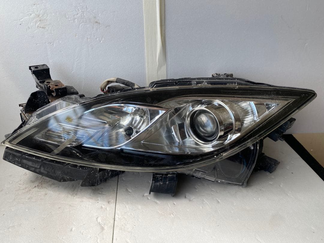 マツダ アテンザ GH系 前期 純正 HID ヘッドライト 左右セット