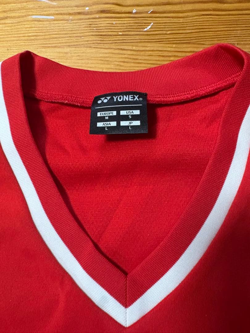 YONEX トレーナー　Lサイズ 黒 赤