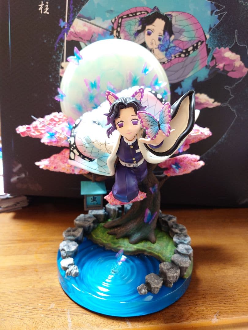 鬼滅の刃 蟲柱・胡蝶しのぶ ガレージキット スタチュー