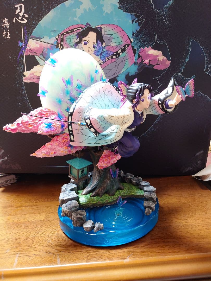 鬼滅の刃 蟲柱・胡蝶しのぶ ガレージキット スタチュー