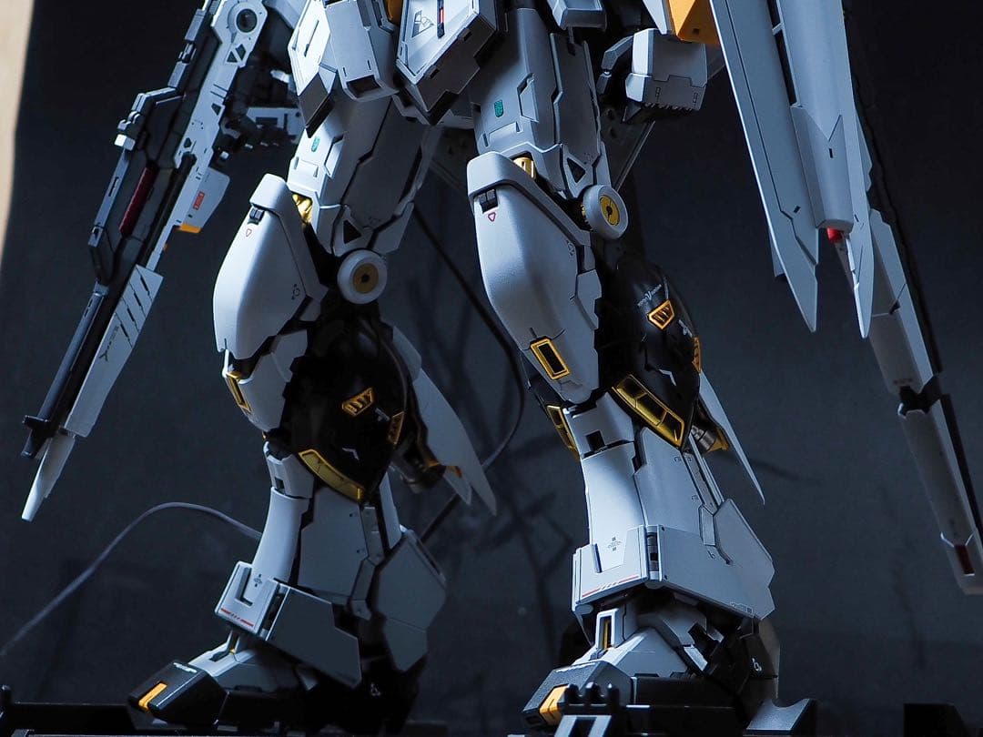 PG UNLEASHED 1/60 νガンダム　全塗装　完成品　uvカット