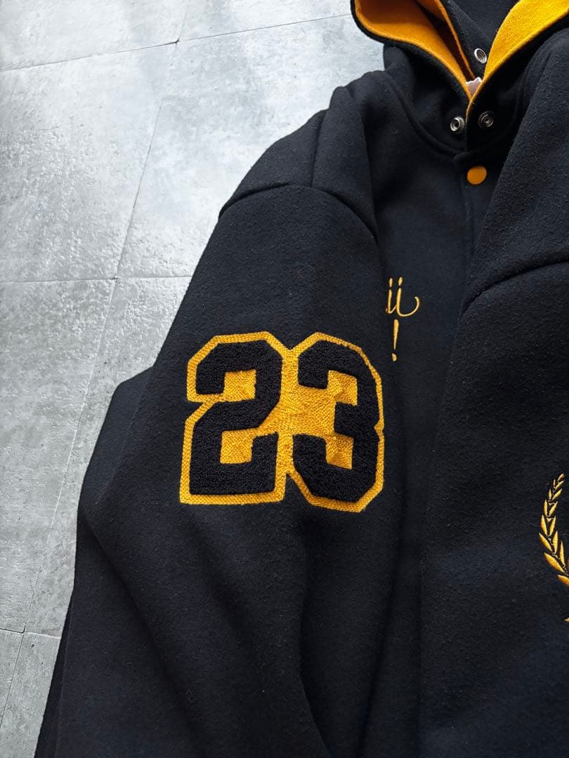 新しい学校のリーダーズ　AG!スタジャン　2023 XLサイズ