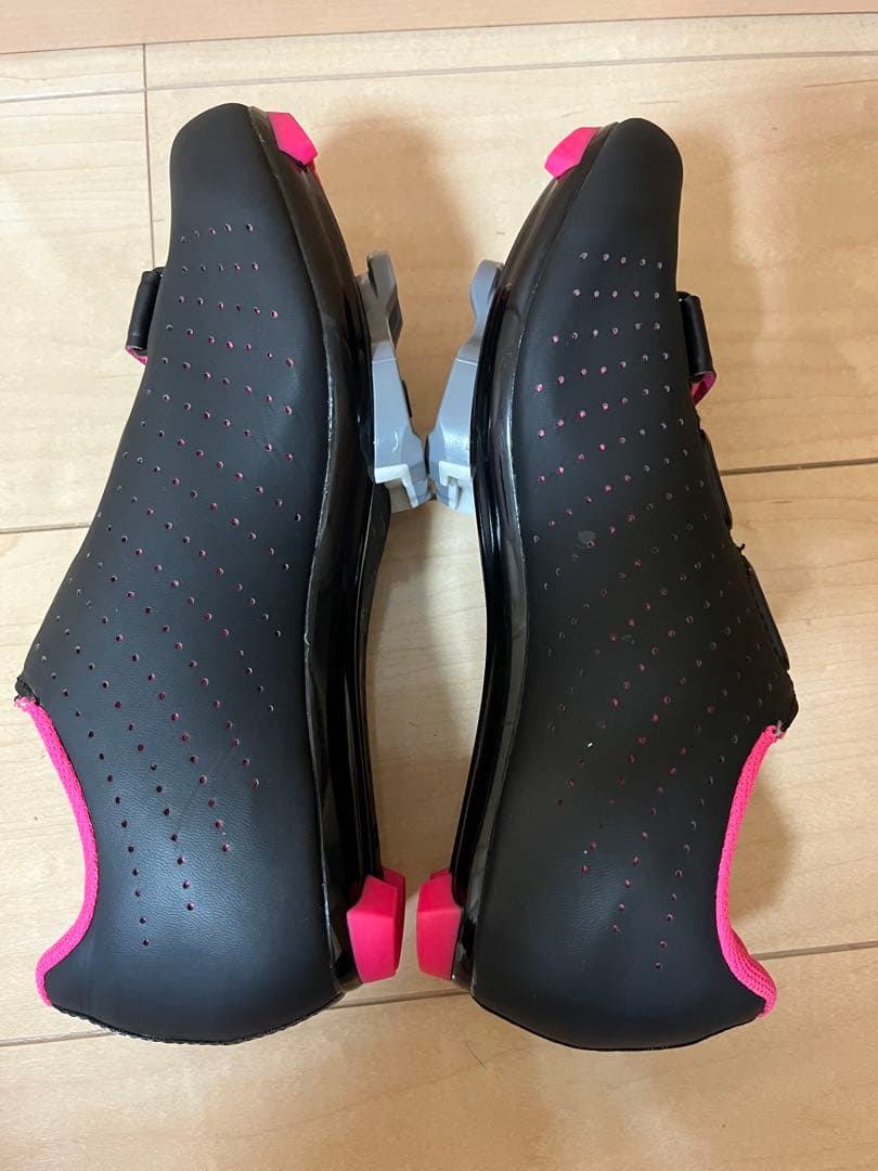 fizik フィジーク テンポ ブラックピンク サイクル シューズ 23cm 箱