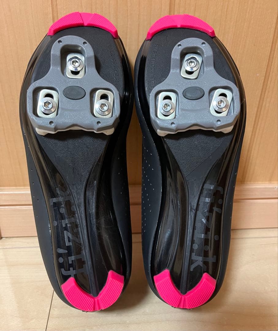 fizik フィジーク テンポ ブラックピンク サイクル シューズ 23cm 箱