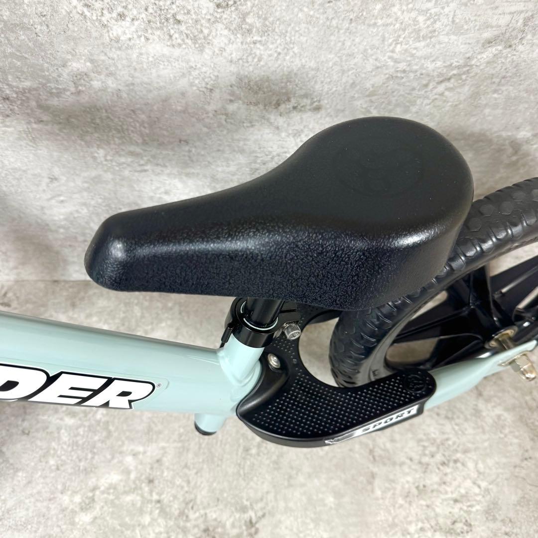 【極美品】ストライダー12 スポーツ 2023年限定色 アイスブルー