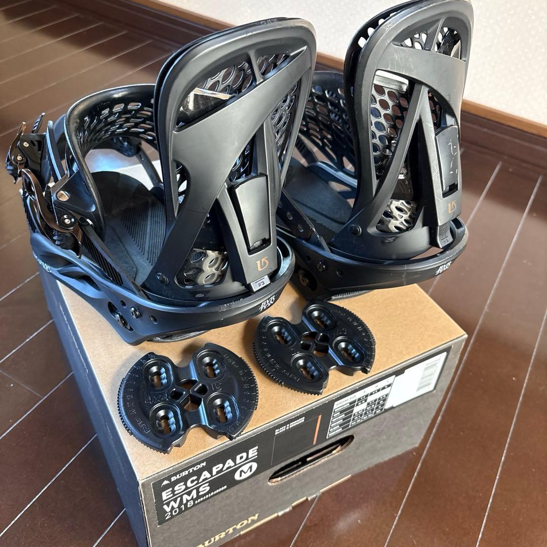 Burton Escapade WMS Mサイズ ブラック 2018