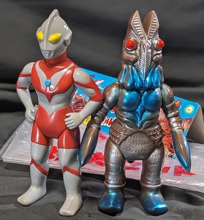 ウルトラマンｂタイプ＆バルタン星人二代目（Ｍ１号）２体セット